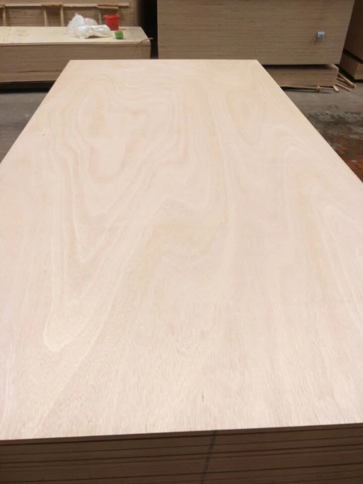 Bintangor Okoume Pine Plywood Pou Mèb/anbalaj