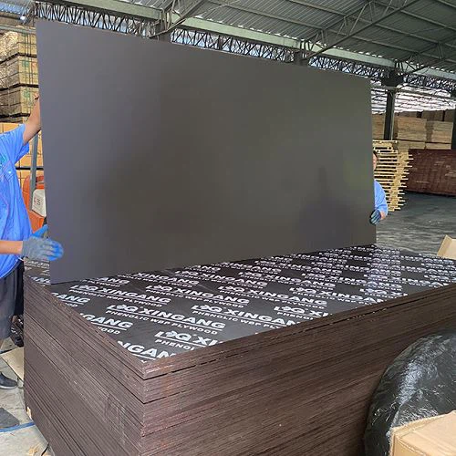 Lachin Manifakti fim te fè fas Plywood Nwa /Brown / Wouj kalite siperyè