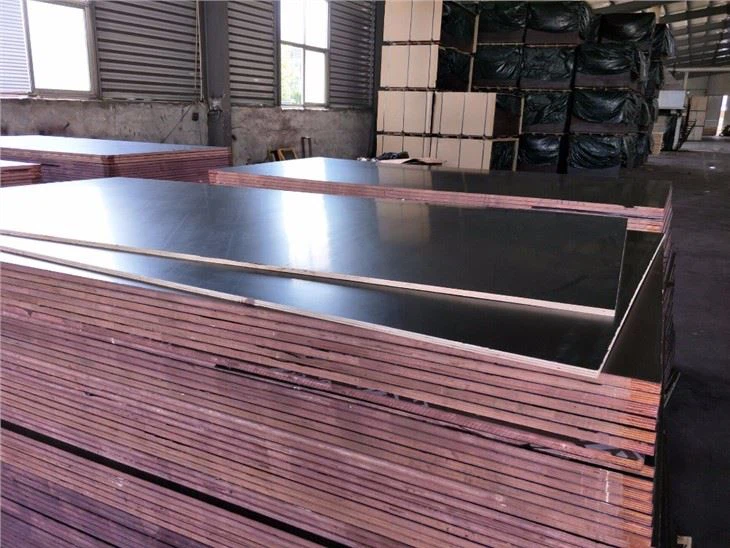 Smooth Film te fè fas Plywood WBP GLUE